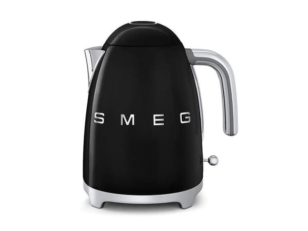 Smeg 1.7L Retro Kettle Black product view